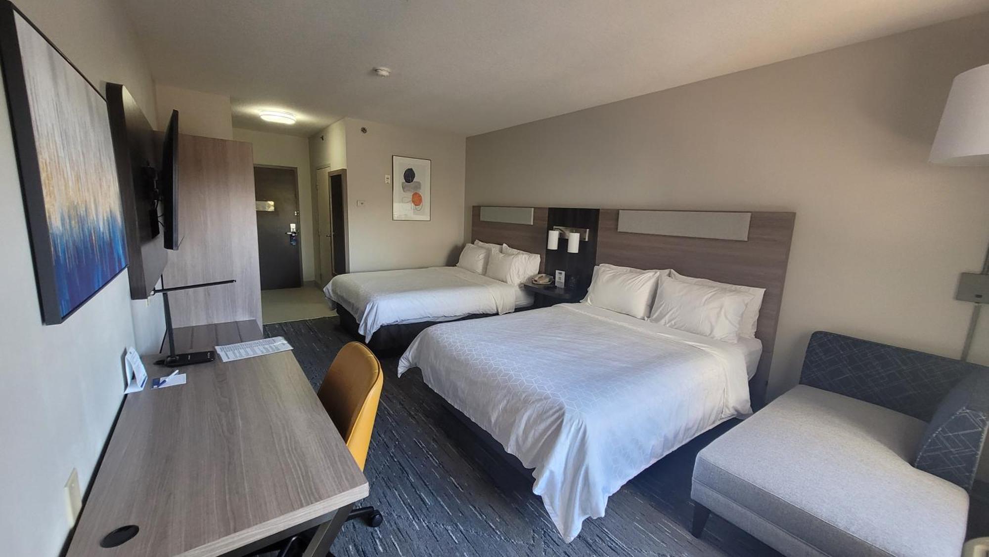 Holiday Inn Express Hotel & Suites-Edmonton South, An Ihg Hotel Esterno foto