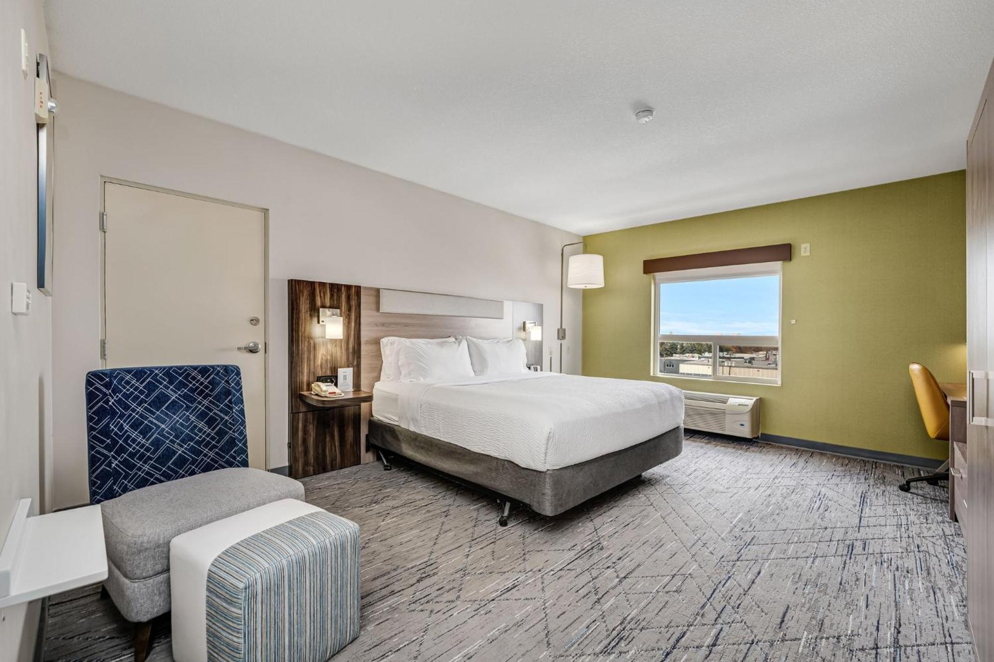 Holiday Inn Express Hotel & Suites-Edmonton South, An Ihg Hotel Esterno foto